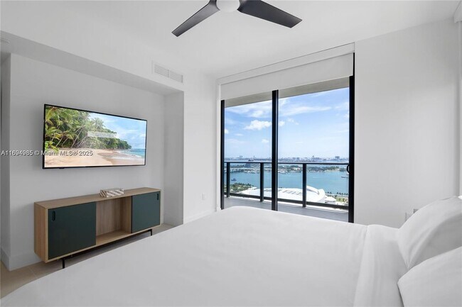 Foto del edificio - 159 NE 6th St