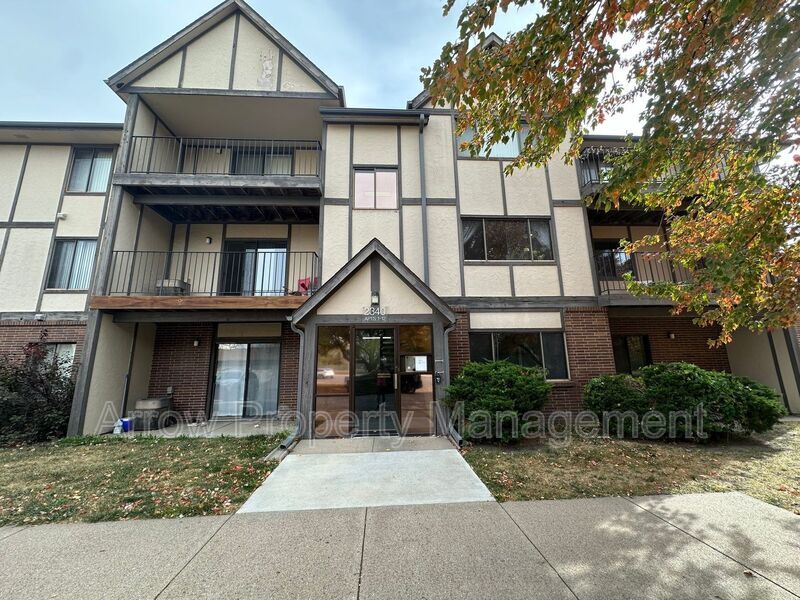Primary Photo - 2340 N 44th St