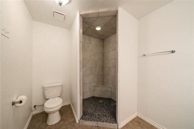 Foto del edificio - Lovely Eastside Home