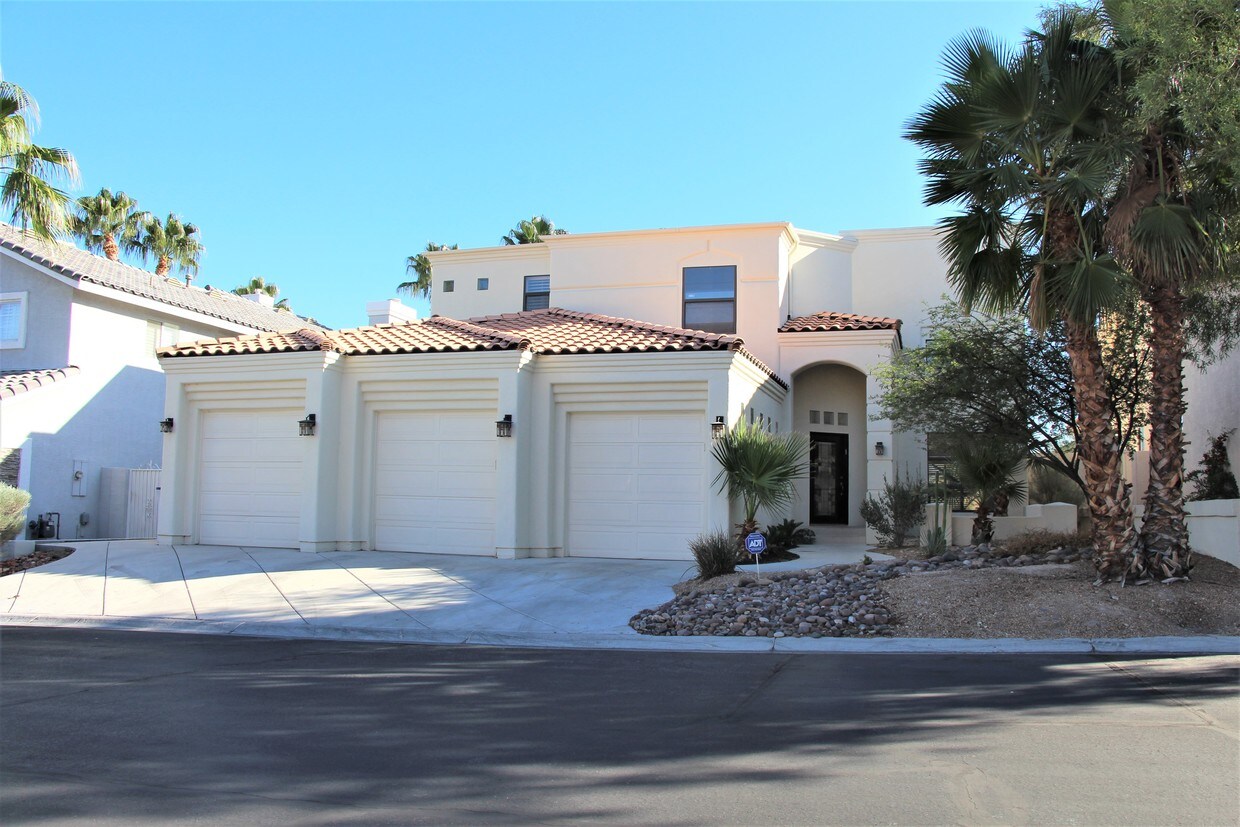 8032 Marbella Cir, Las Vegas, NV 89128 House for Rent in Las Vegas
