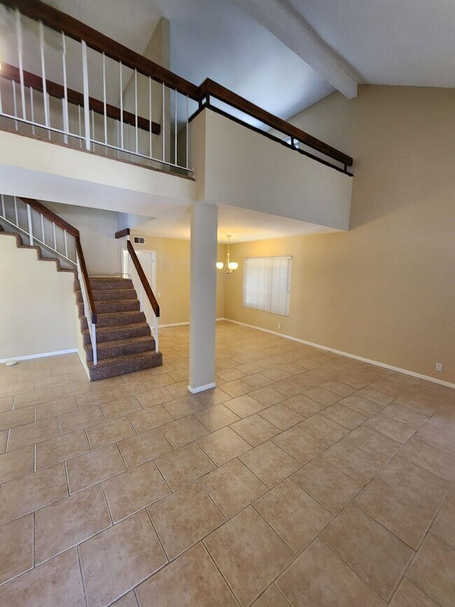 Foto del edificio - 3 BR Home Plus Loft Area in Rancho Penasquitos