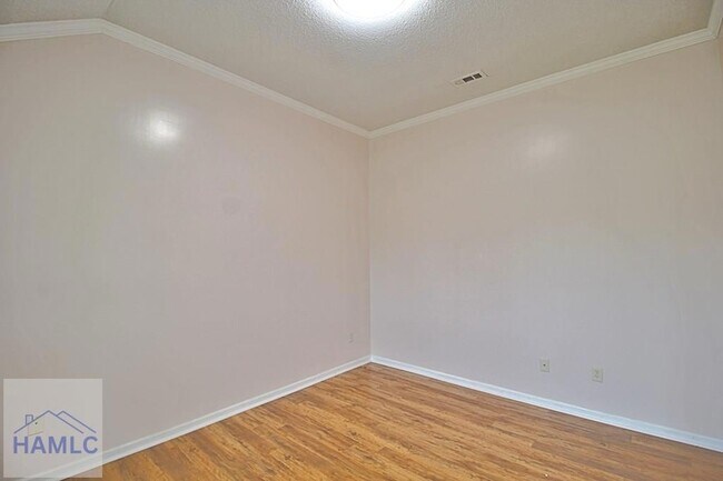 Foto del edificio - 88 Arbor Ridge Way