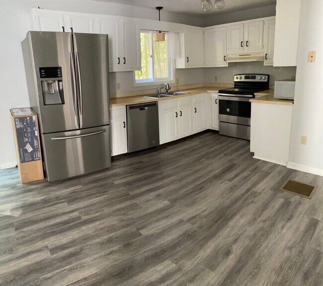 Foto del edificio - 34 Scenic Dr