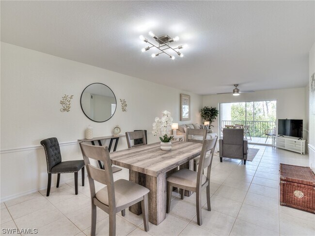 Building Photo - 15425 Cedarwood Ln