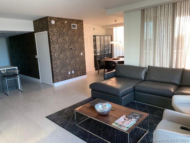 Foto del edificio - 1150 102nd St