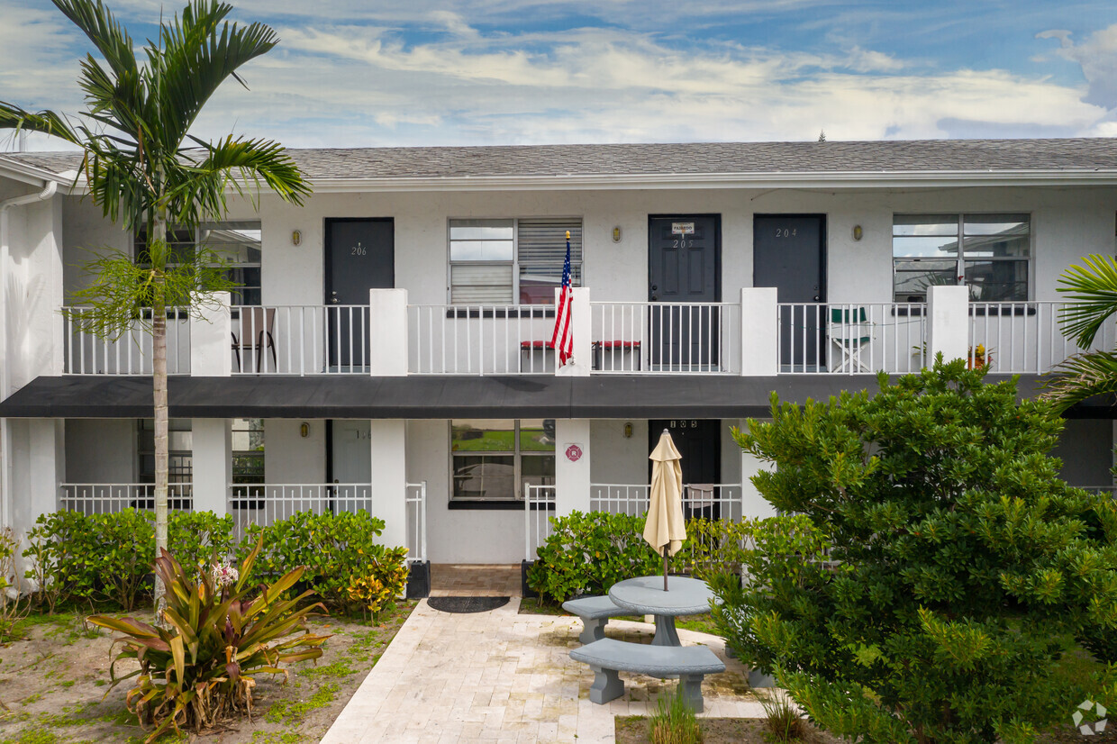 Buidling Photo - Waterfront Apartments