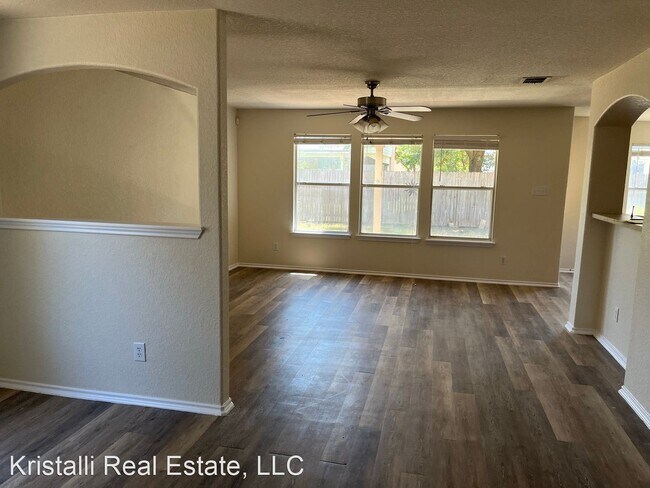 Building Photo - 3 br, 2.5 bath House - 11110 Dewberry Field
