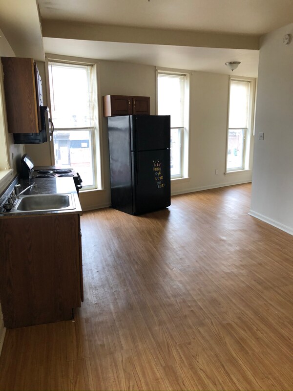 Primary Photo - 1601 Frederick Ave