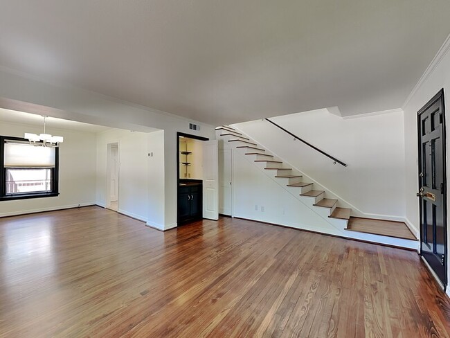 Photo - 6442 Bordeaux Ave Apartment