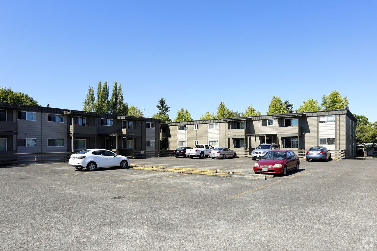 The Riviera Apartments in Corvallis, OR