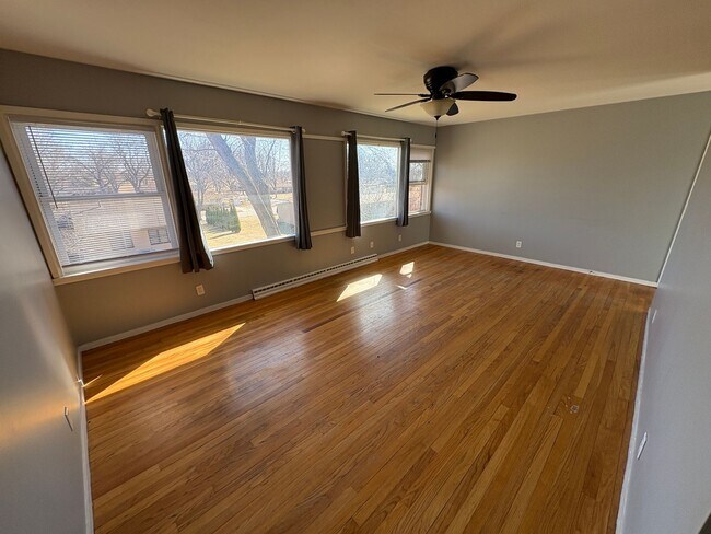 Foto del edificio - NW 51st_FOR SALE