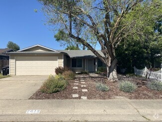Building Photo - 2612 Mackinaw Way
