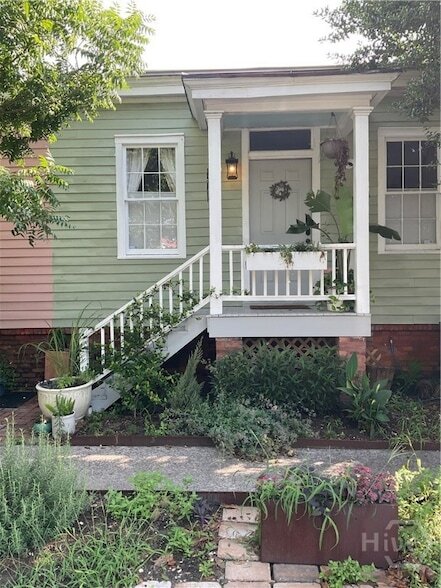 Primary Photo - 524 E Charlton St