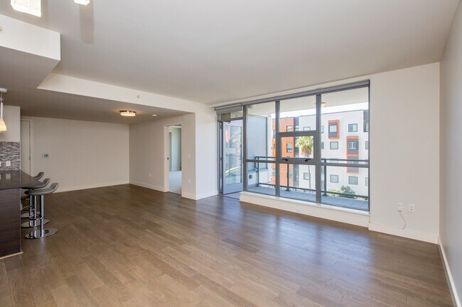 Foto del edificio - 480 Mission Bay Blvd N