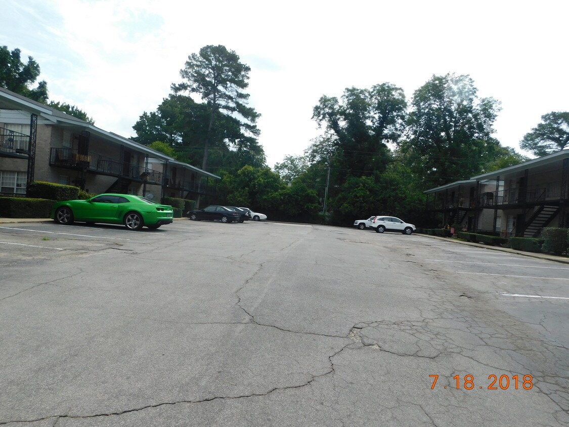 3820 Kilbourne Rd, Columbia, SC 29205 Apartments in Columbia, SC