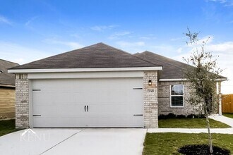 Building Photo - 17049 Dusty Boots Ln