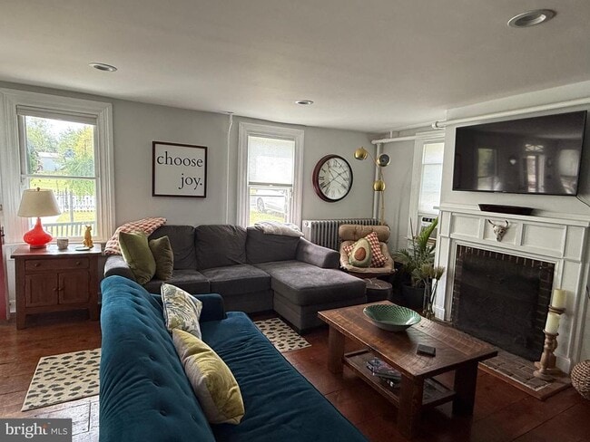 Building Photo - 303 Baptist Rd