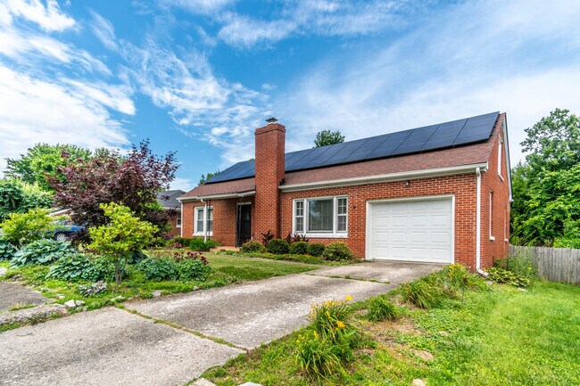 Foto del edificio - 120 Windsor Dr
