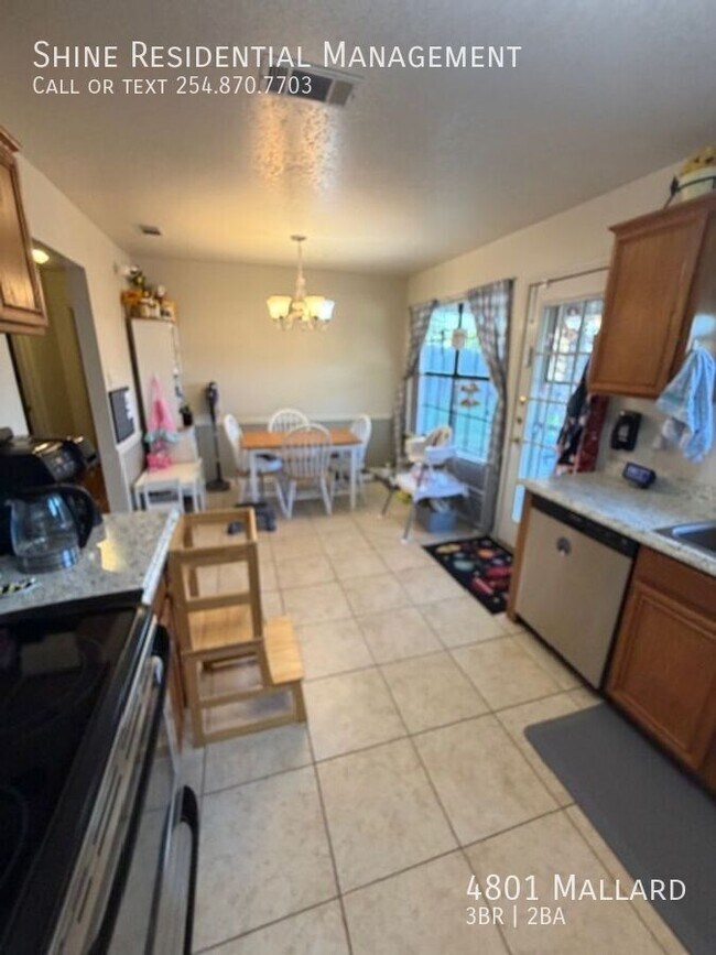 Building Photo - 4801 Mallard-