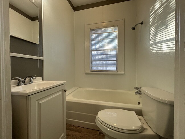 Foto del edificio - Duplex Located In Lubbock & Minutes From Schools, Parks & Texas Tech Campus