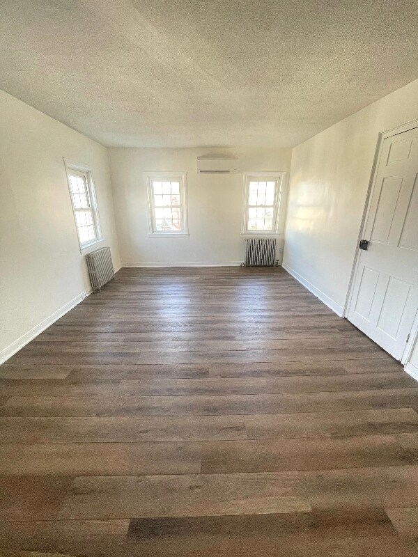 Foto del edificio - 302 E Sunbury St