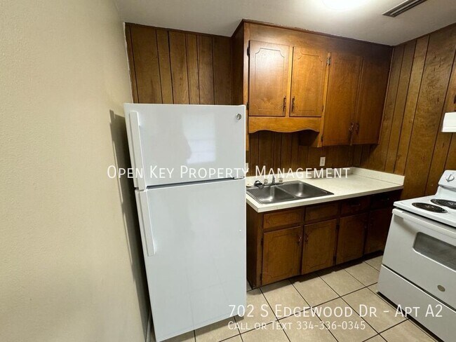 Building Photo - Cozy 1 bedroom, 1 bathroom apartment locat...