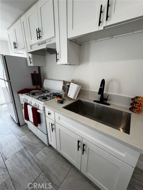 Building Photo - 4518 Normandie Ave