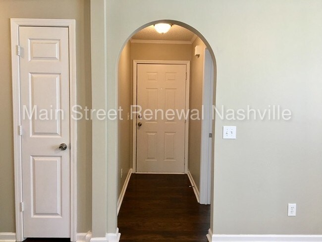 Foto del edificio - 1104 Brittany Park Ln