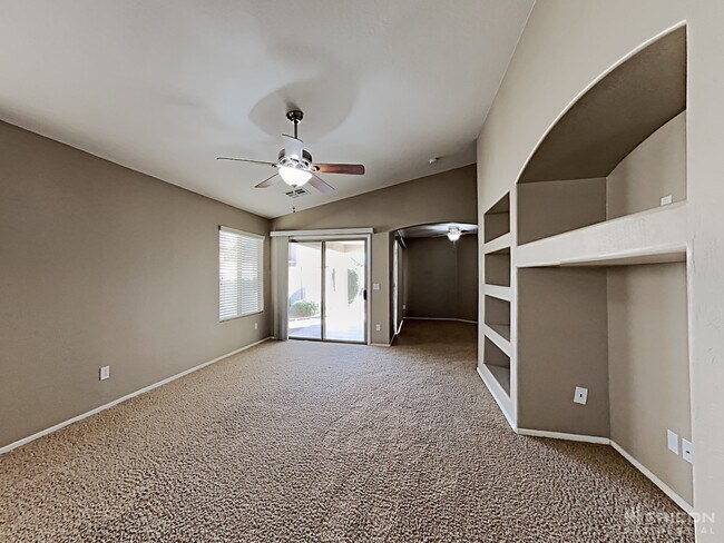 Building Photo - 44181 W Lindgren Dr