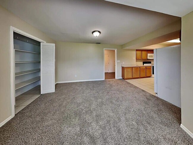 Building Photo - 3963 Irma Shores Dr