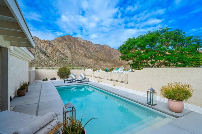 Building Photo - 53680 Avenida Montezuma