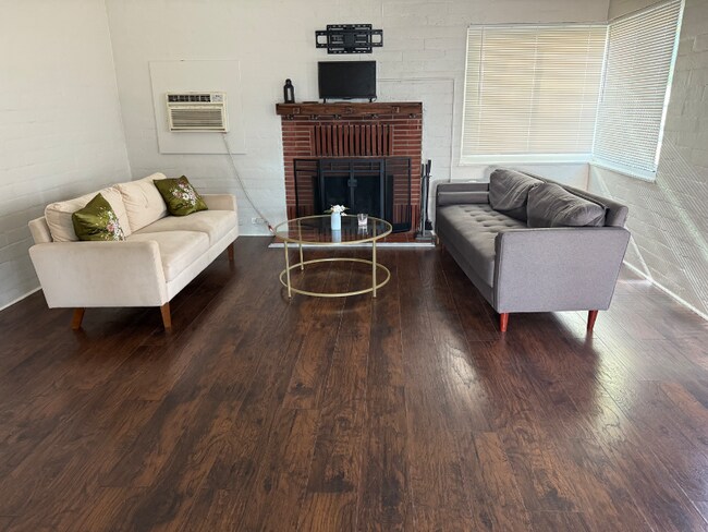 Foto del edificio - 445/2 E Alisal St