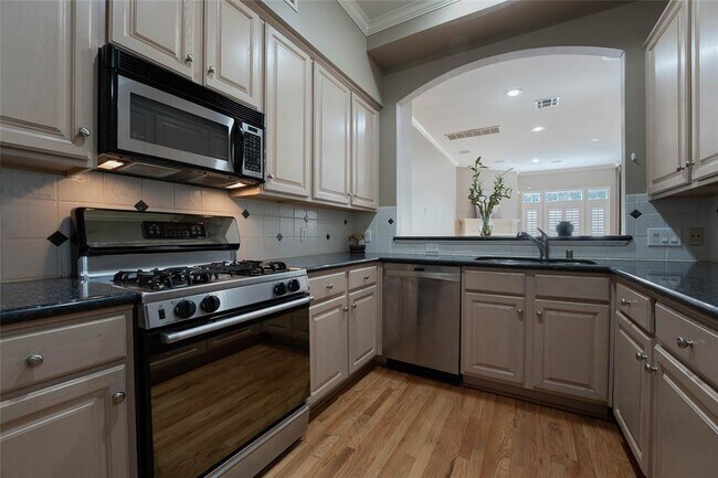 Foto del edificio - 5104 Fairmont St