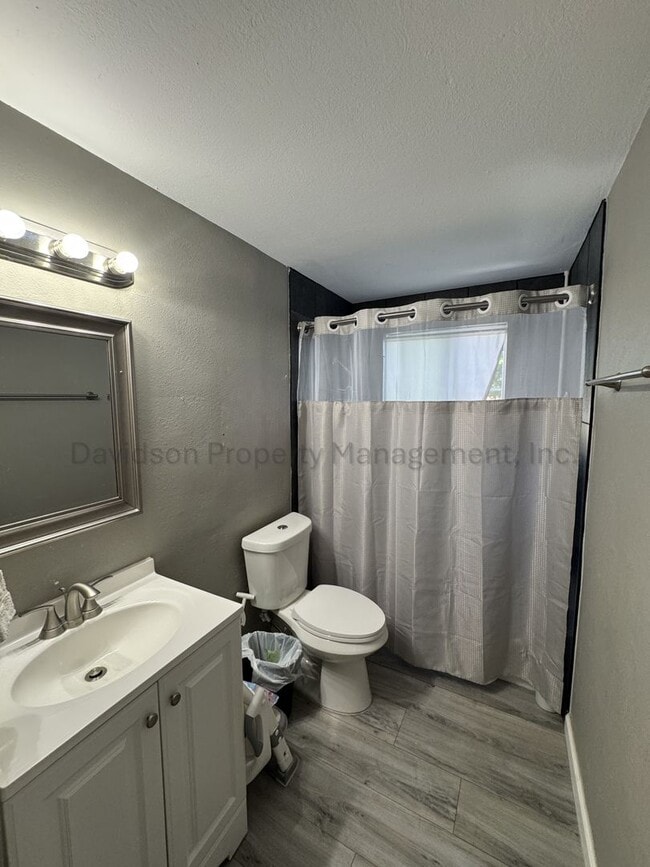 Building Photo - Charming 4 Bedroom Tri-level House in Southeast Colorado Springs MORE PICS TO COME!