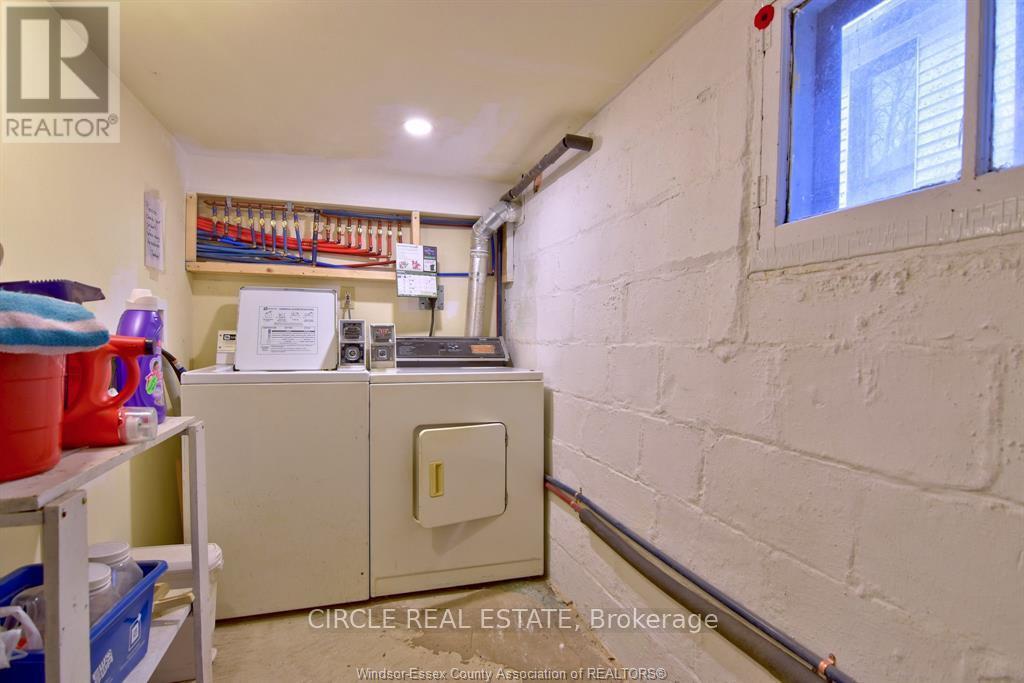 Primary Photo - 202-204 MCKAY AVENUE