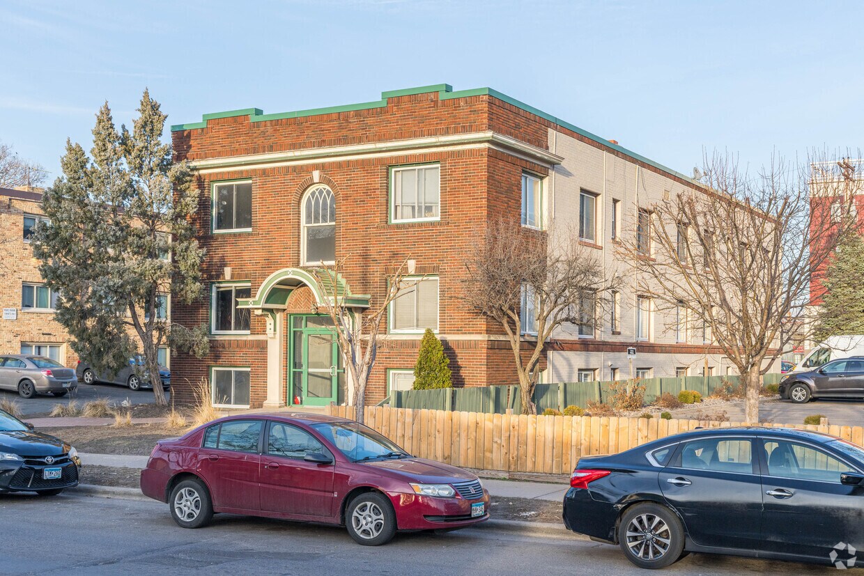 Primary Photo - 2737 Blaisdell Ave