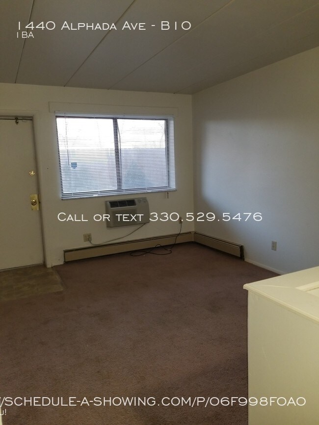 Building Photo - 1440 Alphada Ave