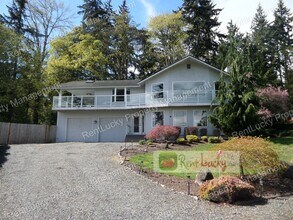 Building Photo - 31037 6th Pl SW