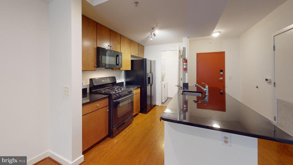 Foto principal - 1117 10th St NW
