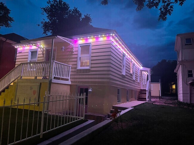 Foto del edificio - 1034 Pleasant Street, Unit B