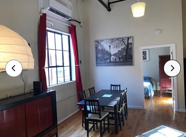 Building Photo - 1415 Kemper St
