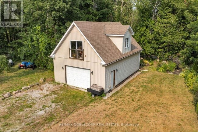 Photo du bâtiment - 3211 Oak St