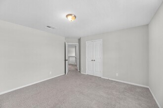 Building Photo - 24430 Piney Harbor Ln