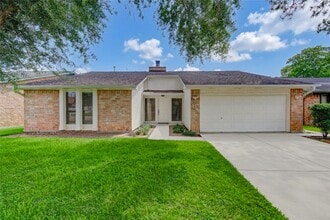 Building Photo - 3046 Wagon Trail Dr