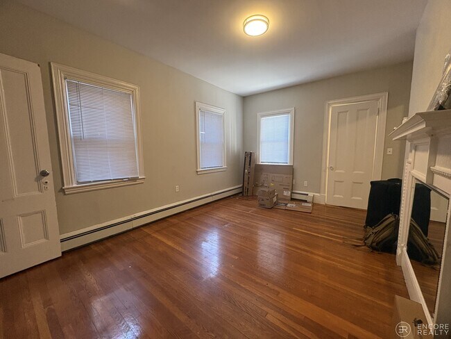 Building Photo - 63 Dana St