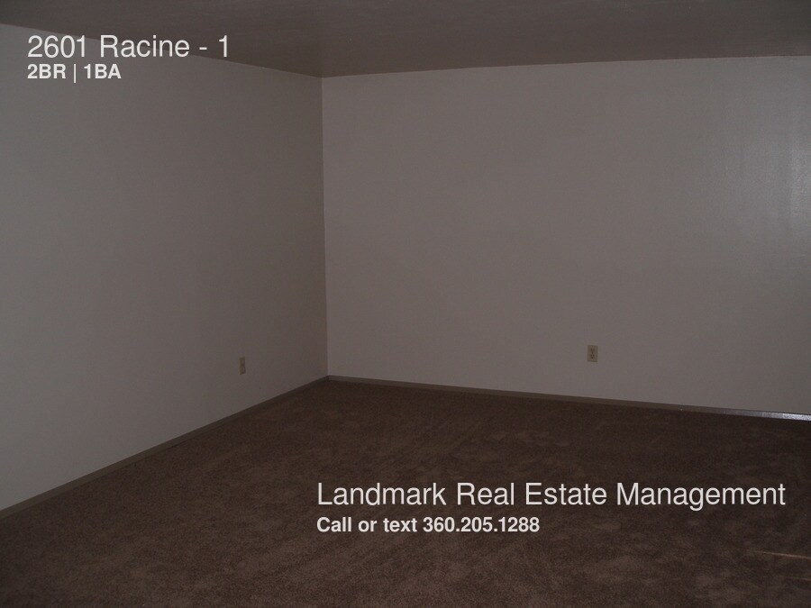 Building Photo - 2601 Racine St