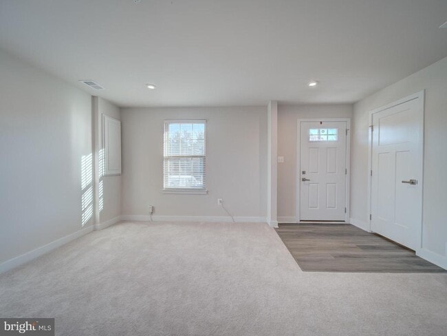 Foto del edificio - 9502 Autumn Berry Pl