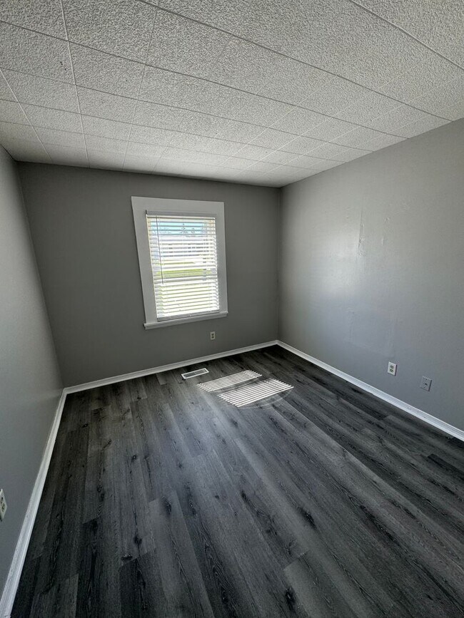 Building Photo - 6108 Orchard Ln