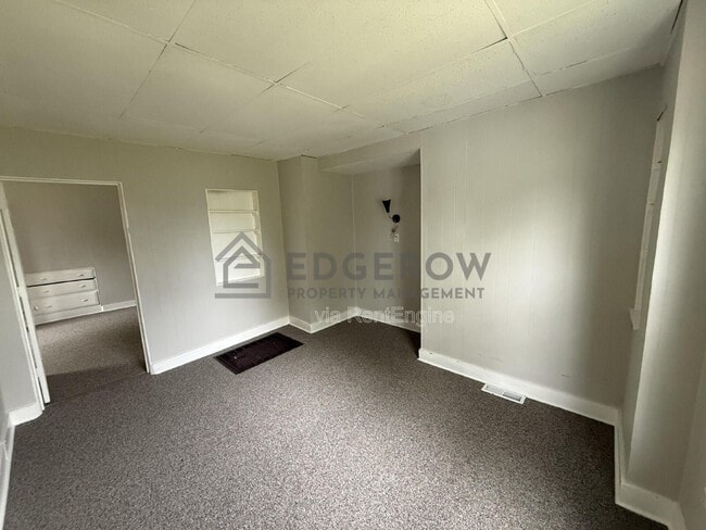 Foto del edificio - 217 E Ellis St