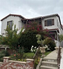Building Photo - 918 S Stanley Ave